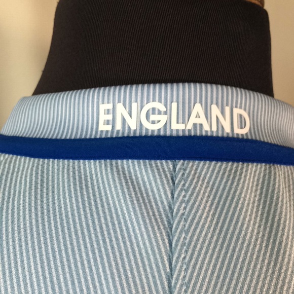England Home Jersey-OPEN TO OFFERS!😊💵💵 - Picture 10 of 14